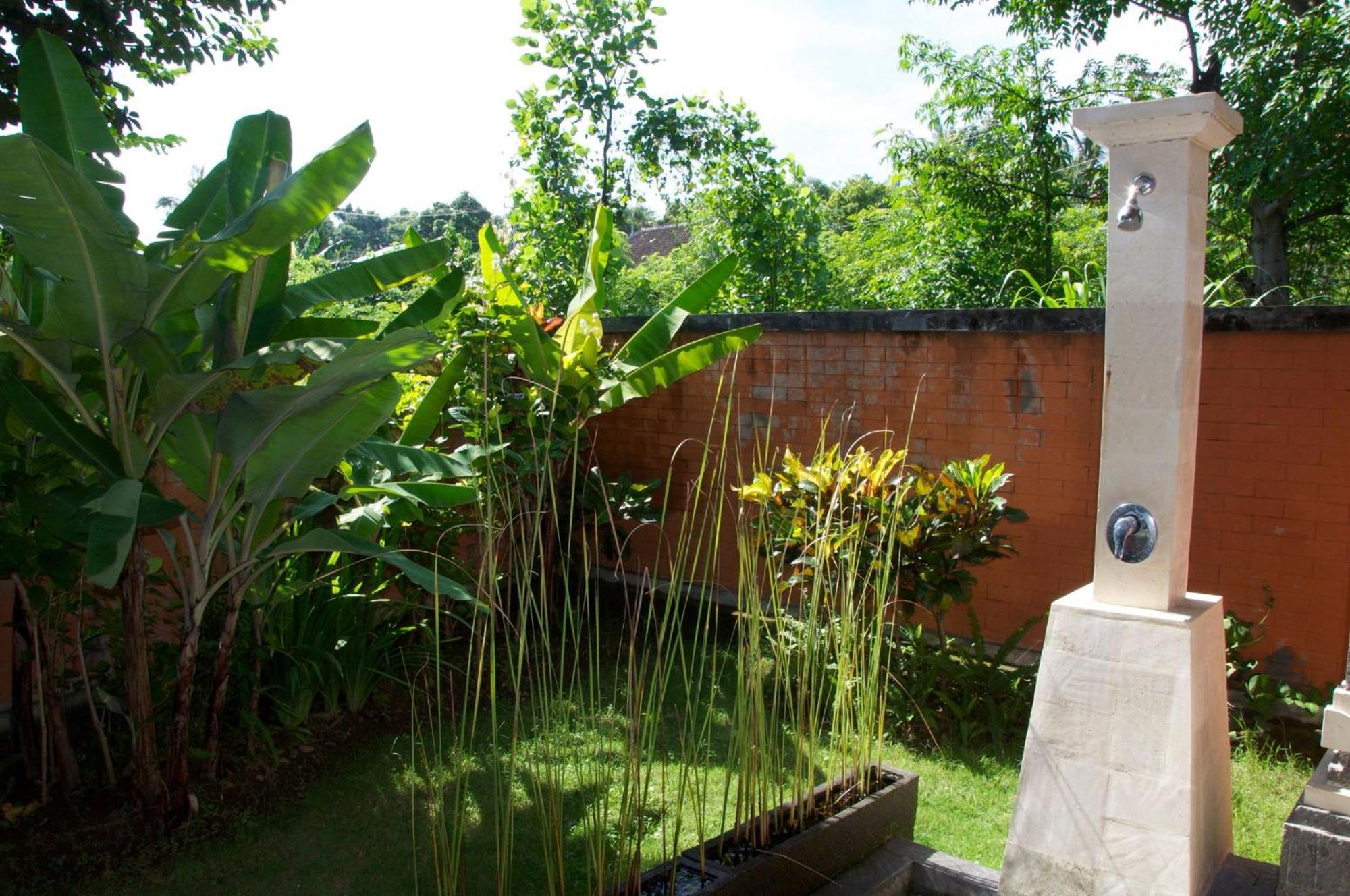 Villa Bali Pondok Jepang Ловина Экстерьер фото