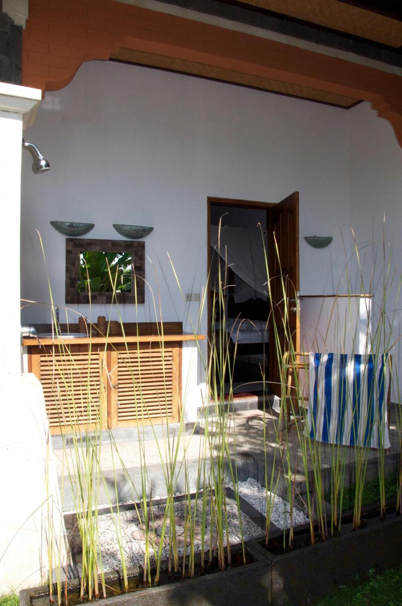 Villa Bali Pondok Jepang Ловина Экстерьер фото